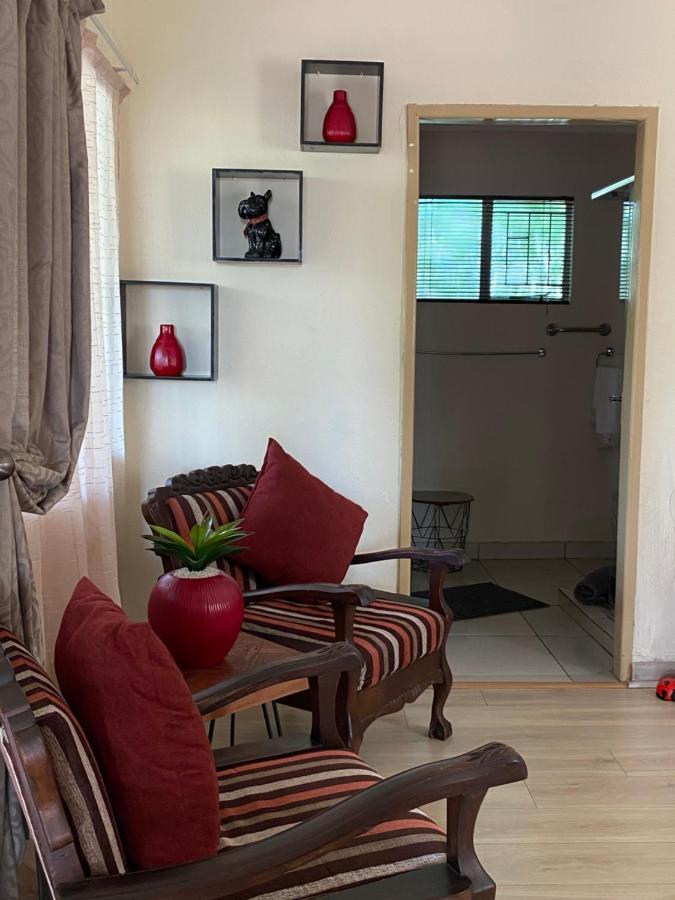 Christa'S Place 897 พริทอเรีย ภายนอก รูปภาพ